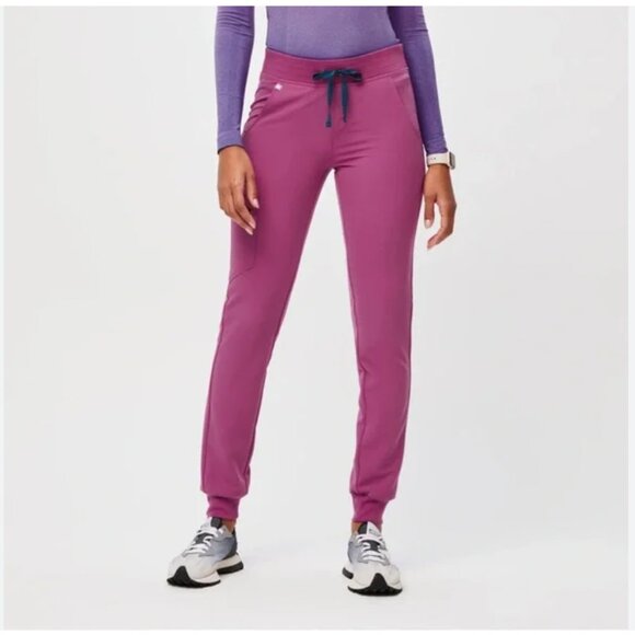 Figs Zamora Jogger. Bright Fuchsia XXL Tall - Picture 1 of 2
